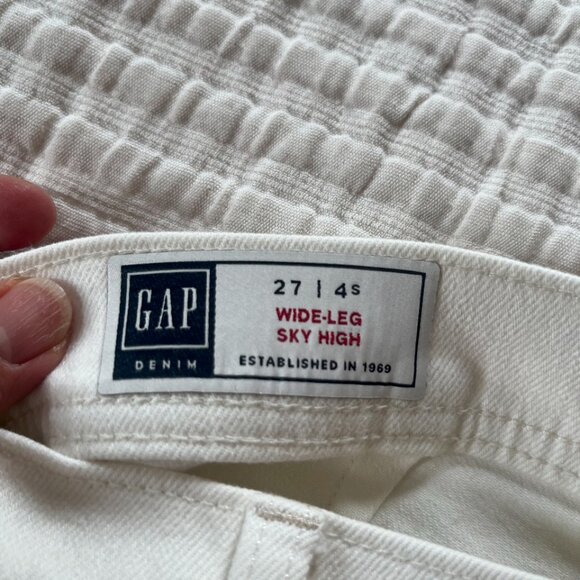 GAP - Wide Leg Sky High White Flared Jeans - 27S - Picture 2 of 13